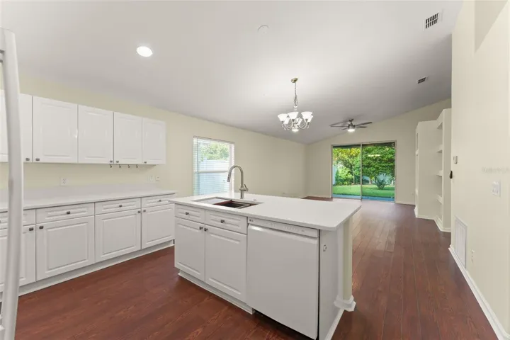 Island Kitchen