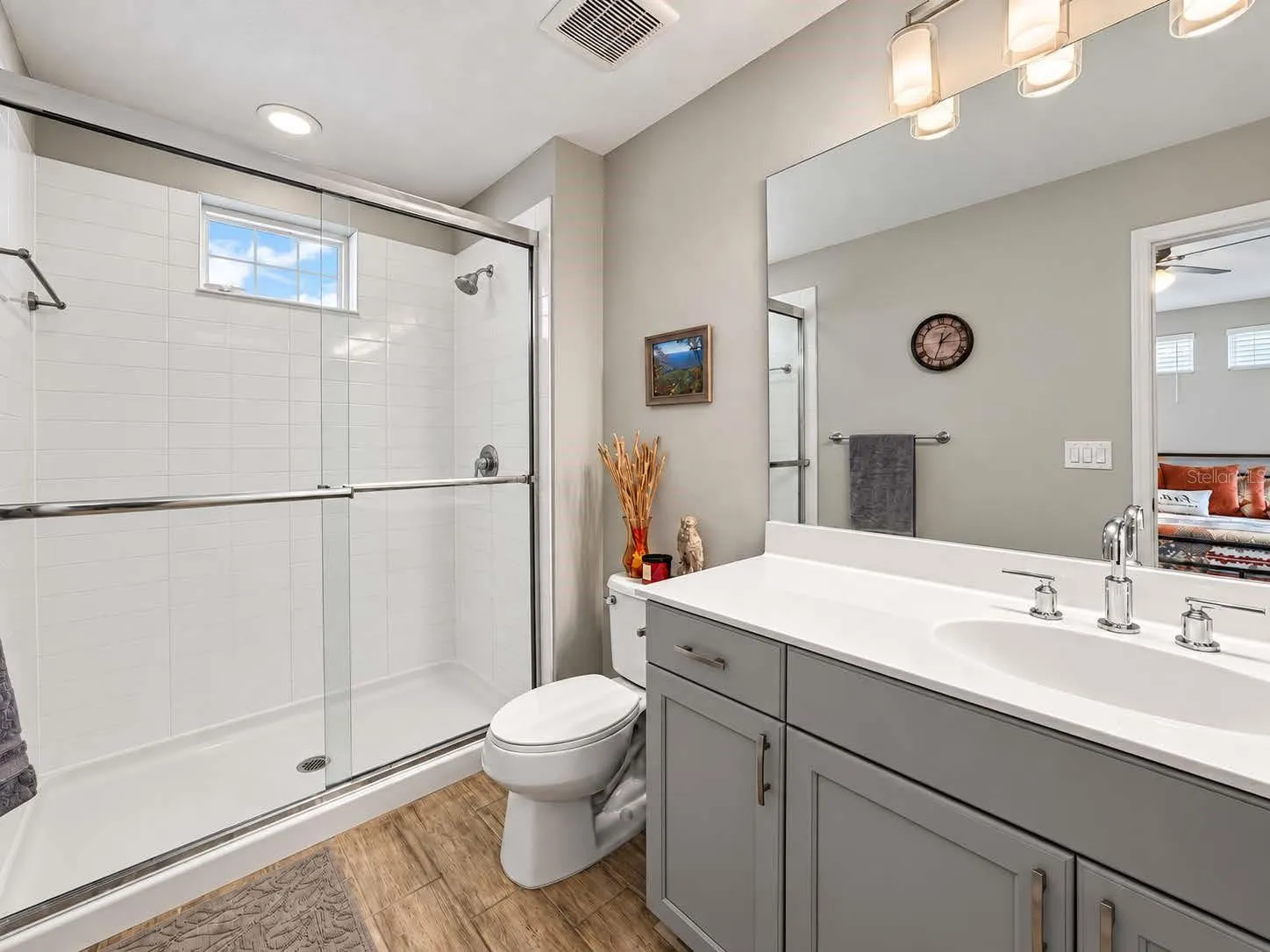 Primary En-Suite