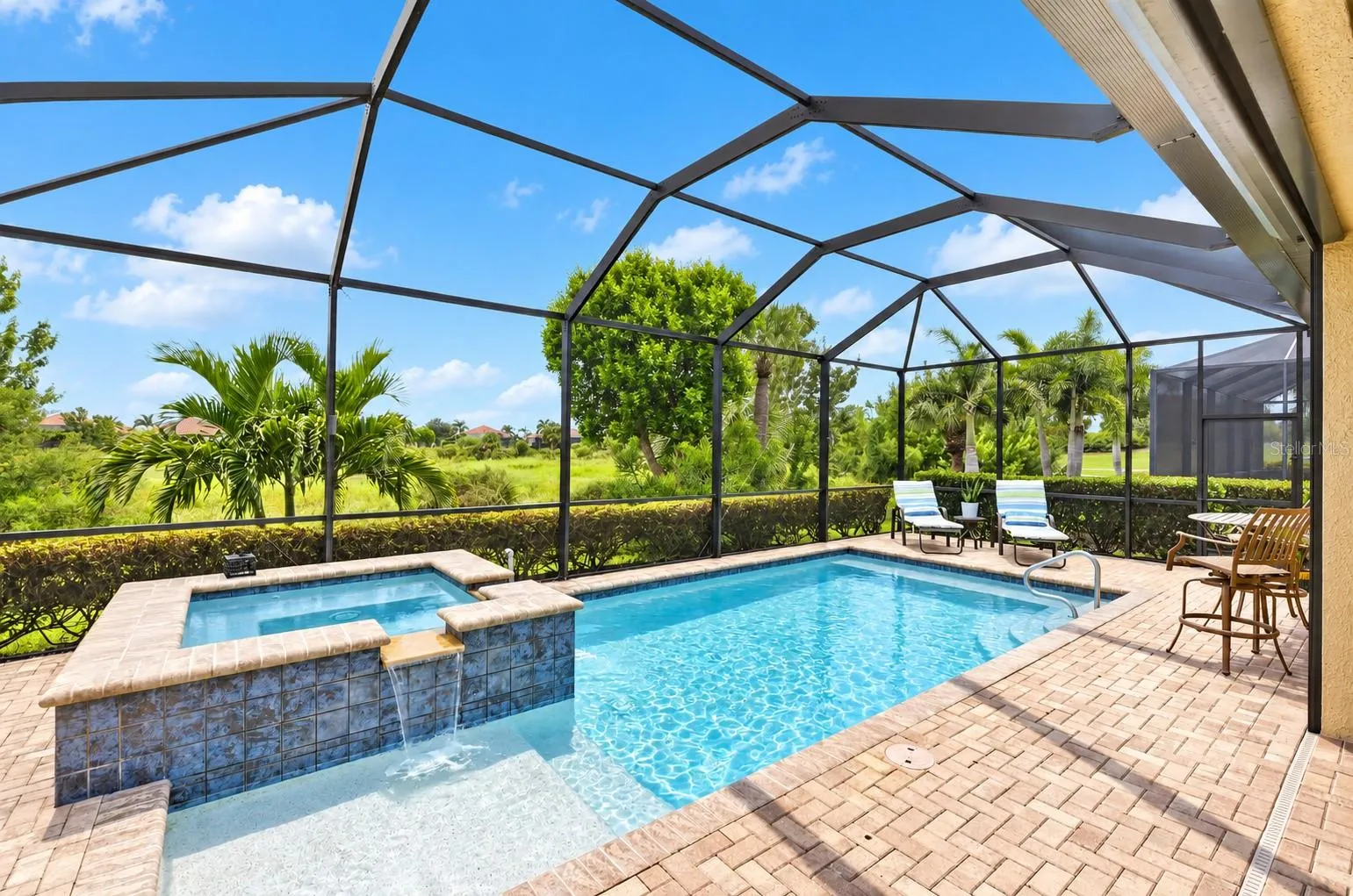 Heated Saltwater Pool/Spa
