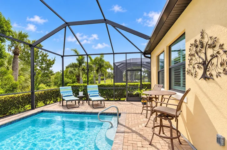Heated Saltwater Pool/Spa