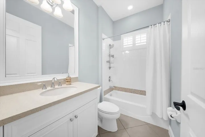 2nd Bathroom