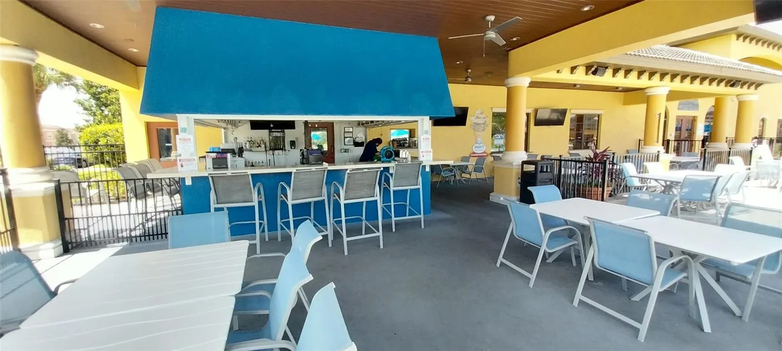 Outdoor Cafe