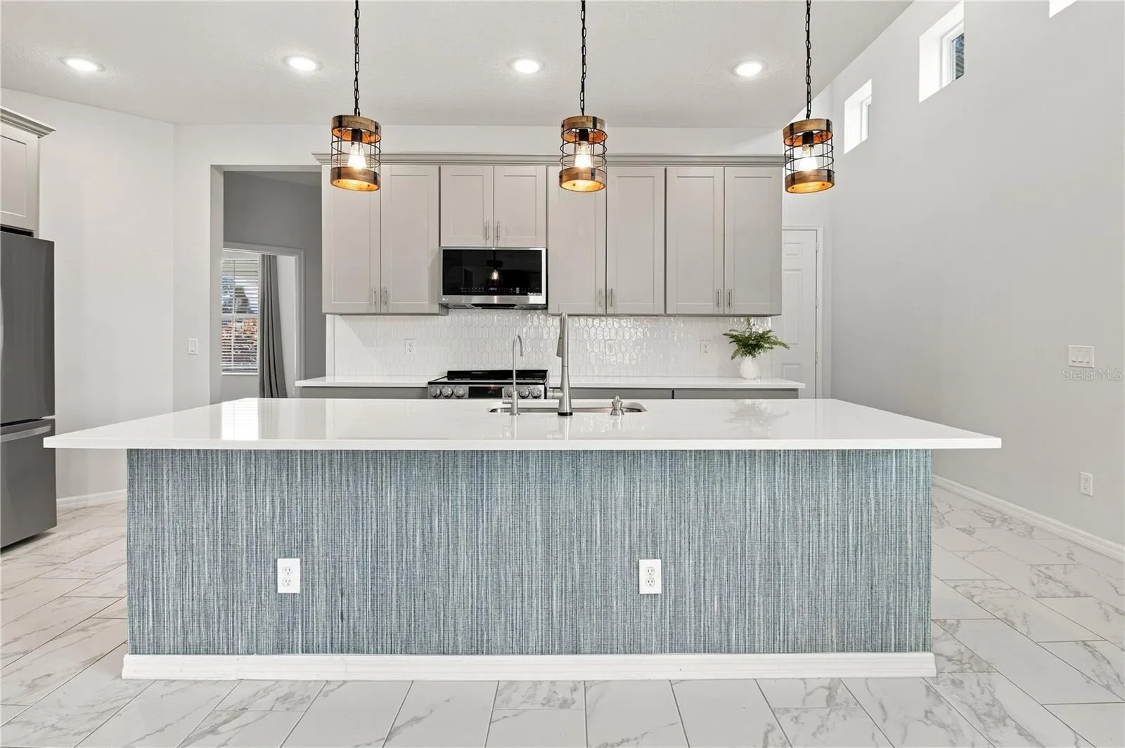 4 Stool Kitchen Island
