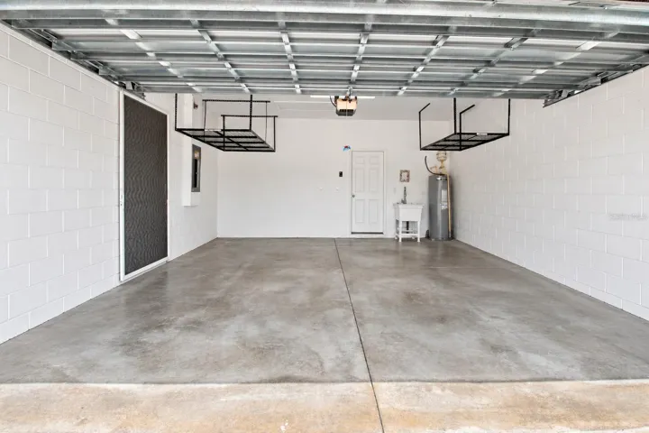 Garage - Some Virtual Staging
