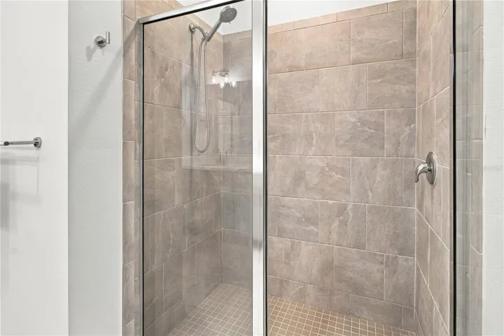 Primary Bath En-Suite Tiled Shower