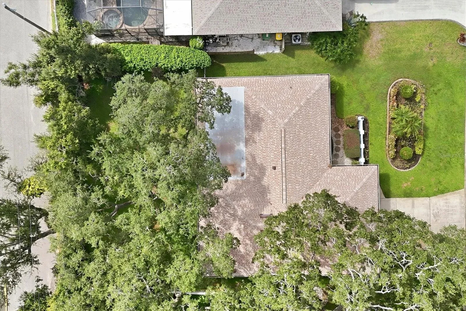 Check out the great new roof!