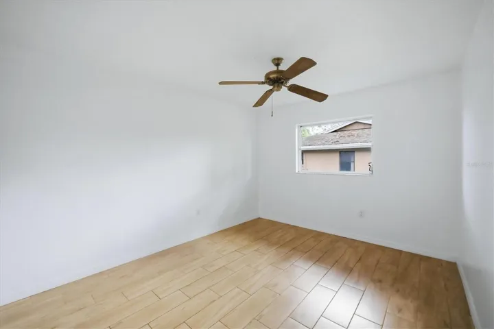 Bedroom 3 (13.3 x 10.4)
