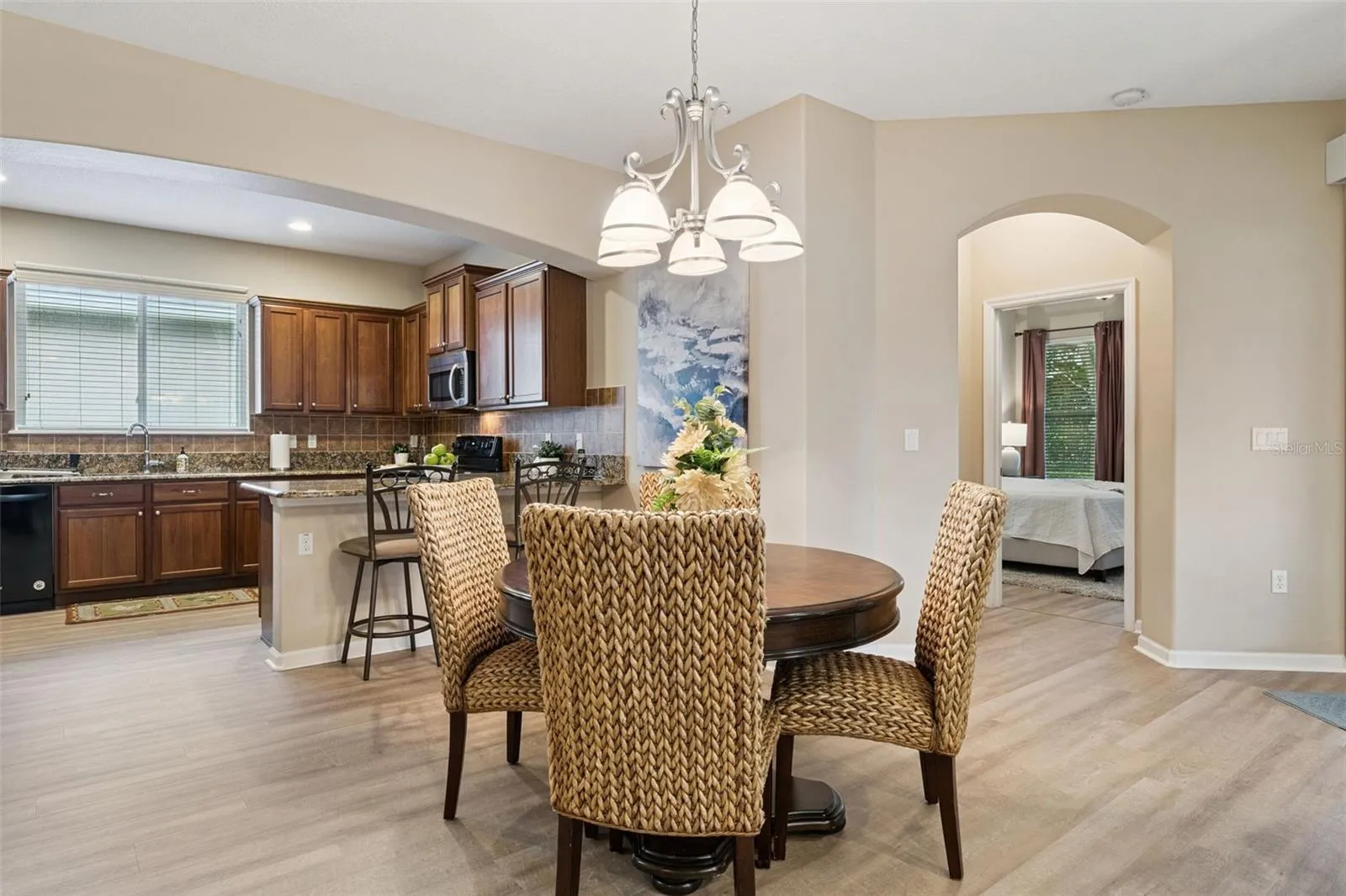 10' x 12'6" Dining Room