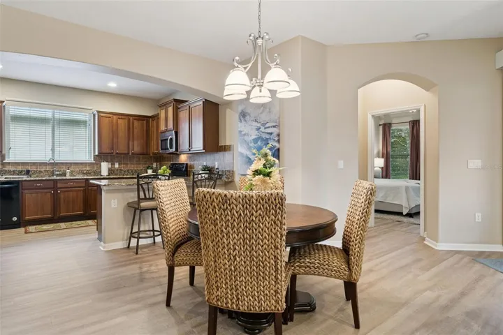 10' x 12'6" Dining Room