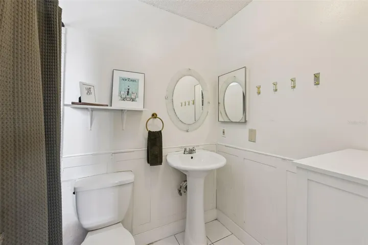 Second Primary Bathroom