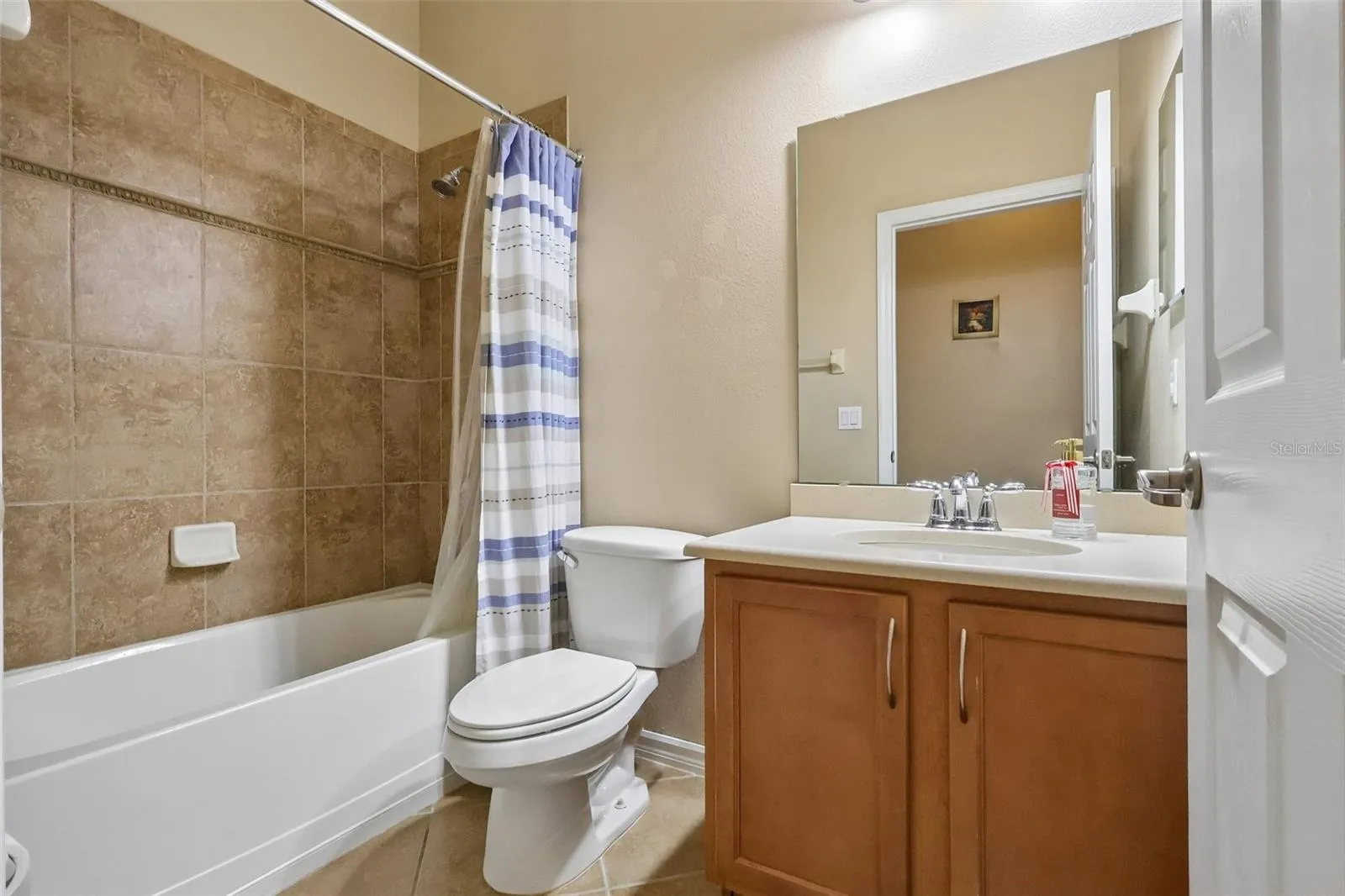 2nd Bathroom