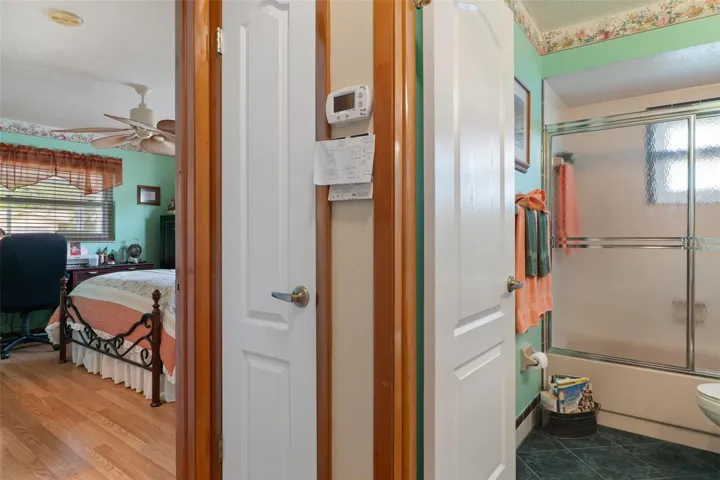 Guest Bedroom &amp; Bathroom