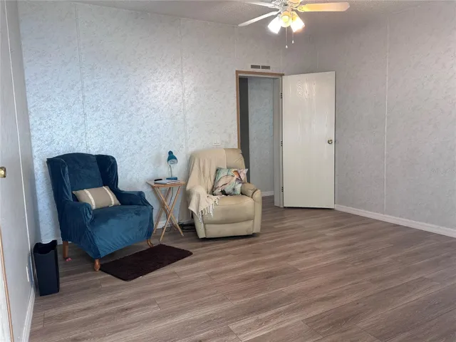 3rd Bedroom/office
