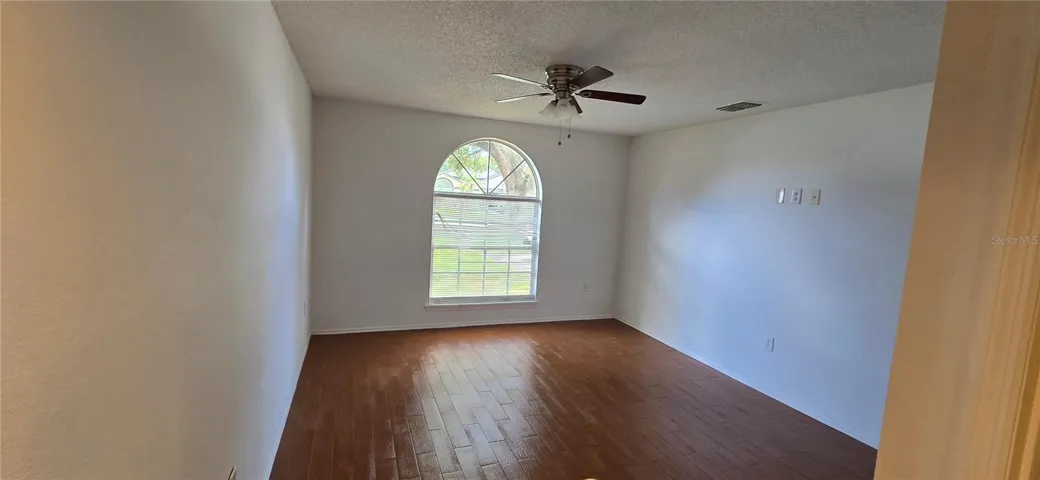 Primary bedroom 1