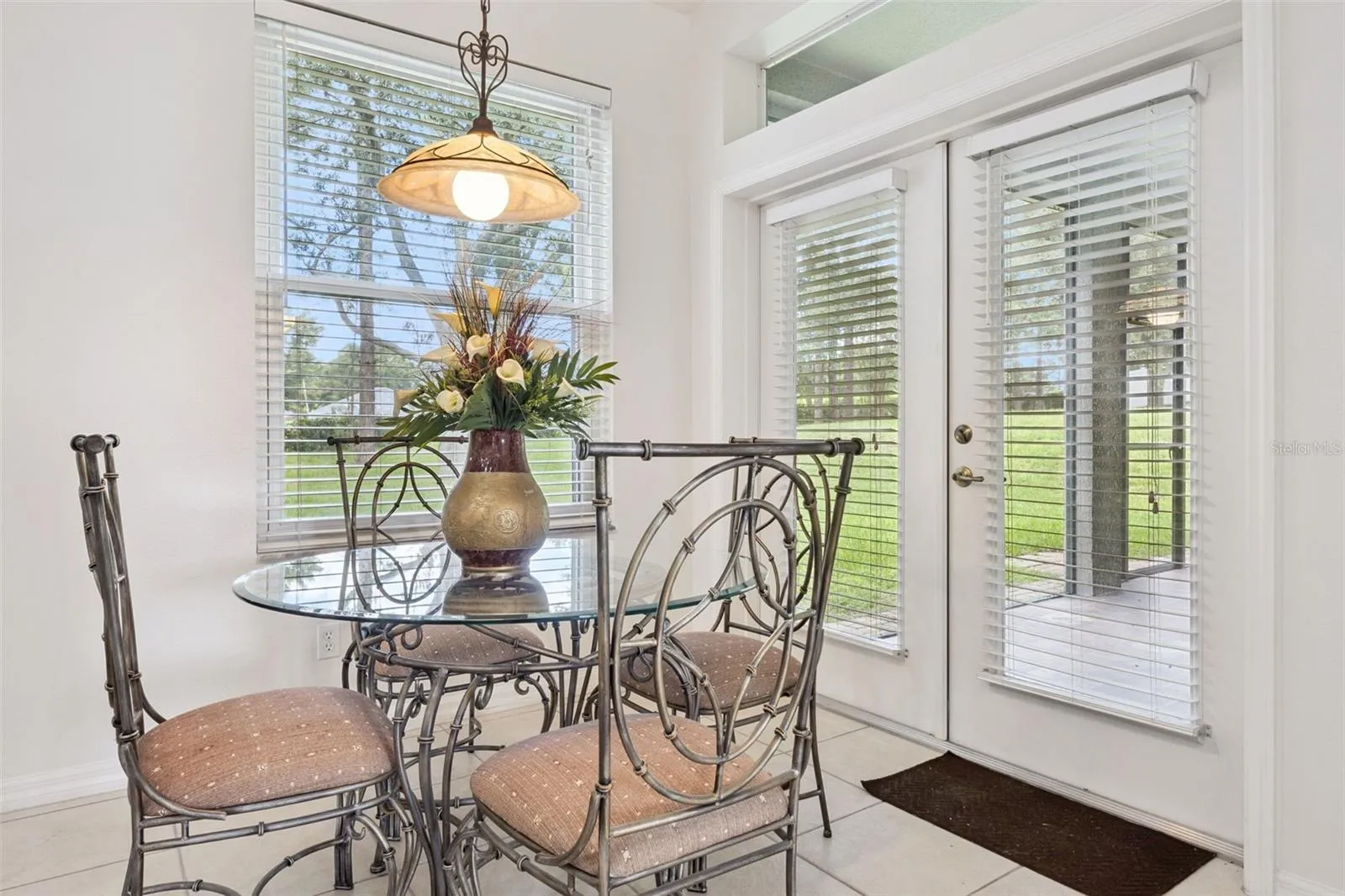 Breakfast/Dining Nook leading to patio/lanai