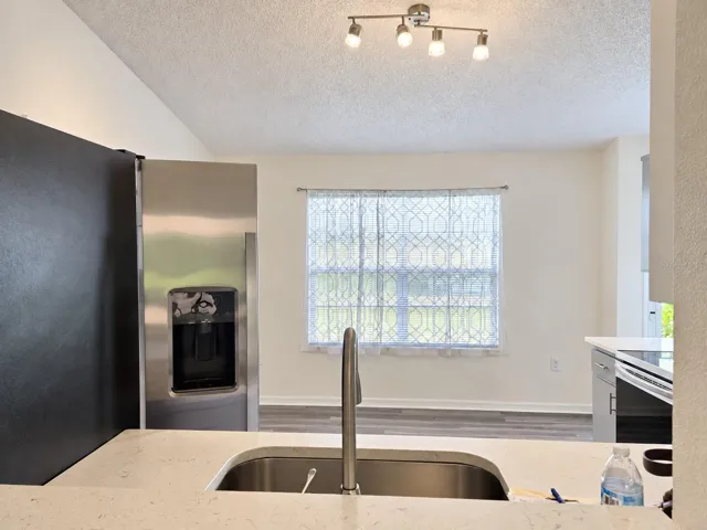 Kitchen - View Lv Rm