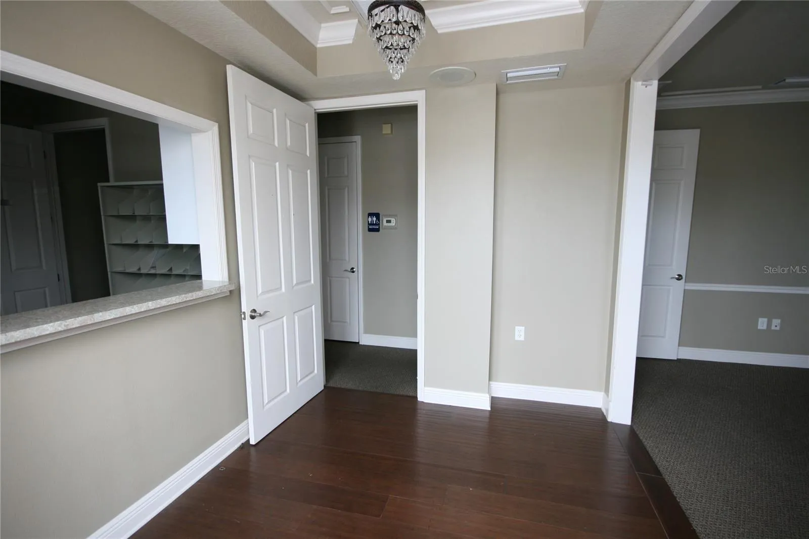 receptionist window on left