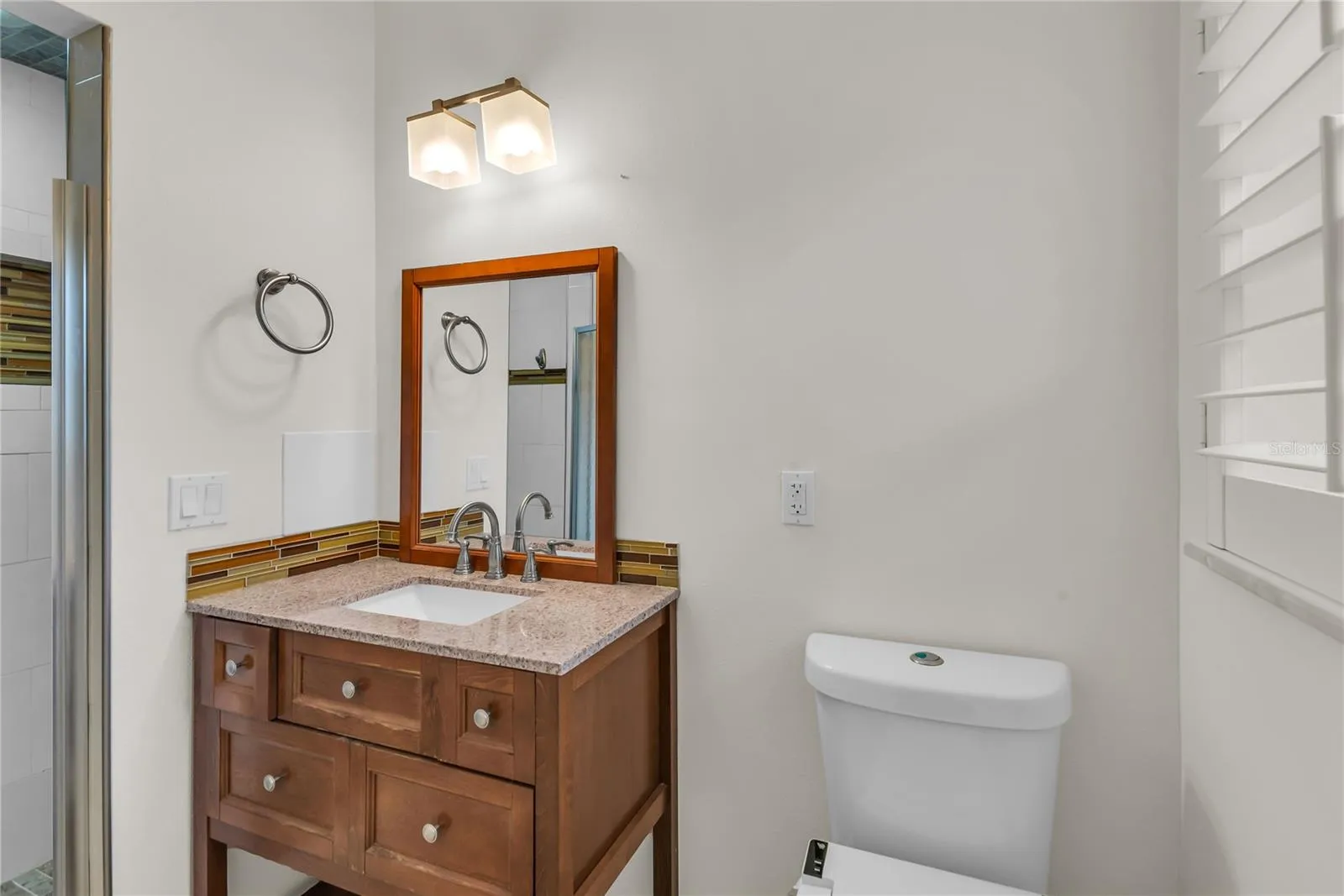 2nd bedroom ensuite