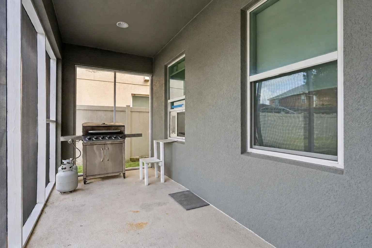 Rear Screened Porch