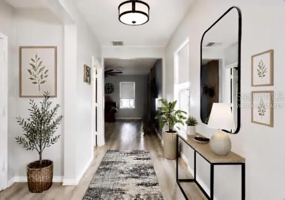 Virtually Staged Entry Foyer