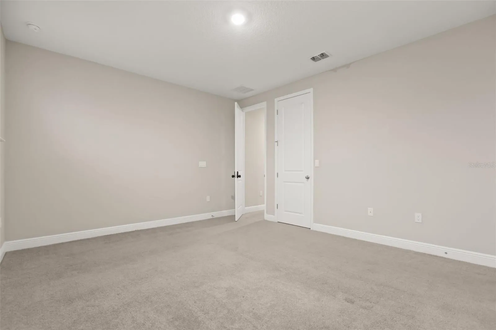 Guest bedroom #5