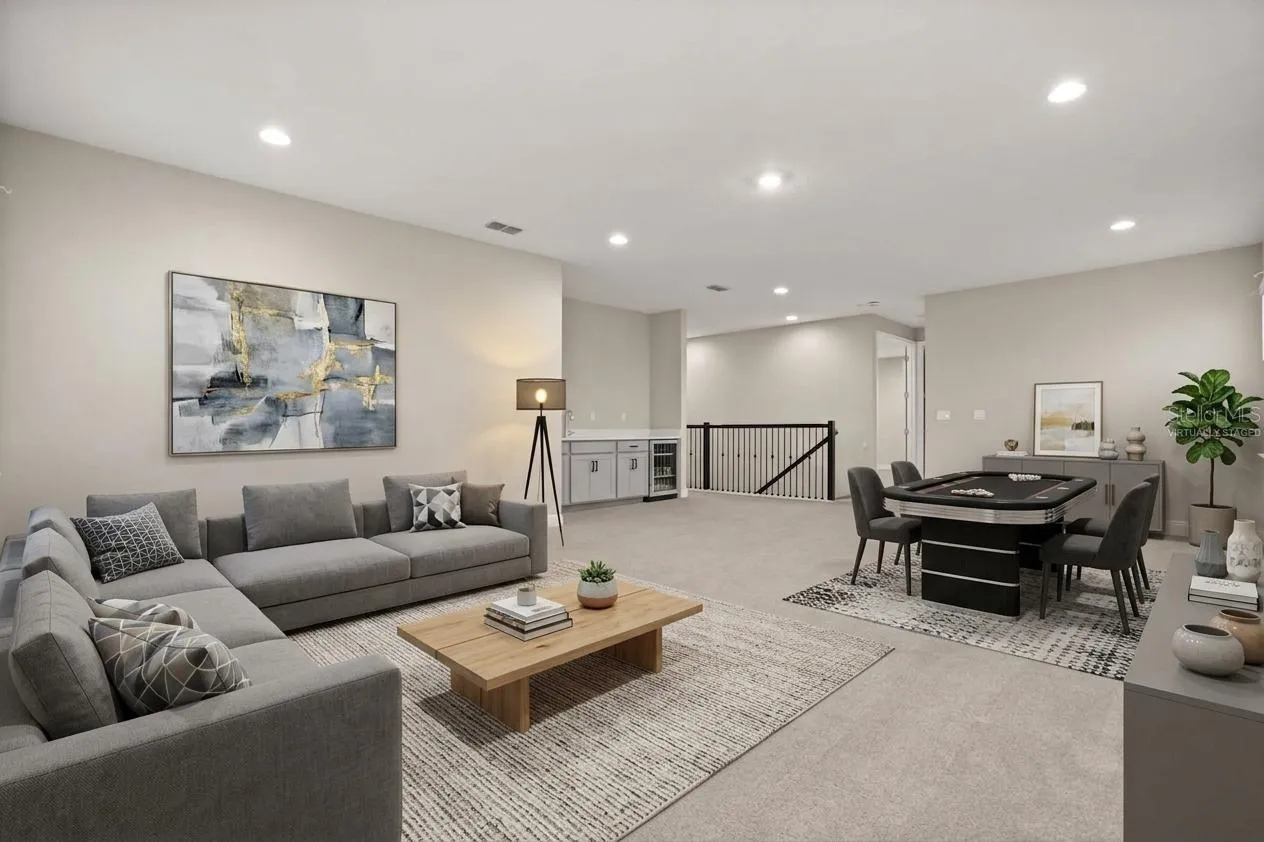 Huge upstairs loft virtually staged