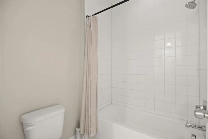 Guest bathroom #2Jack and Jill
