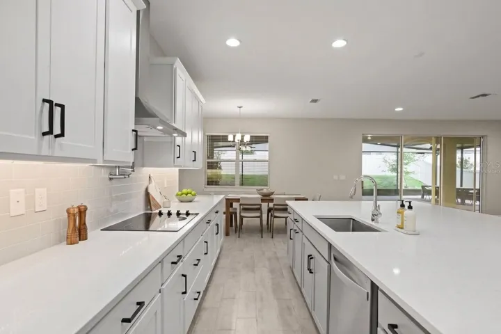 Beautiful kitchen virtually staged