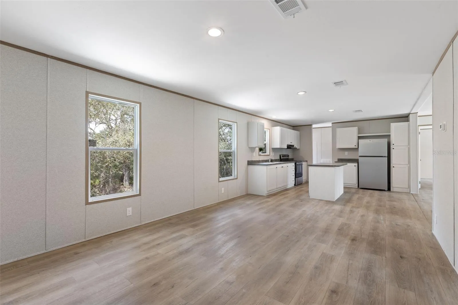 Dining &amp; Den Area