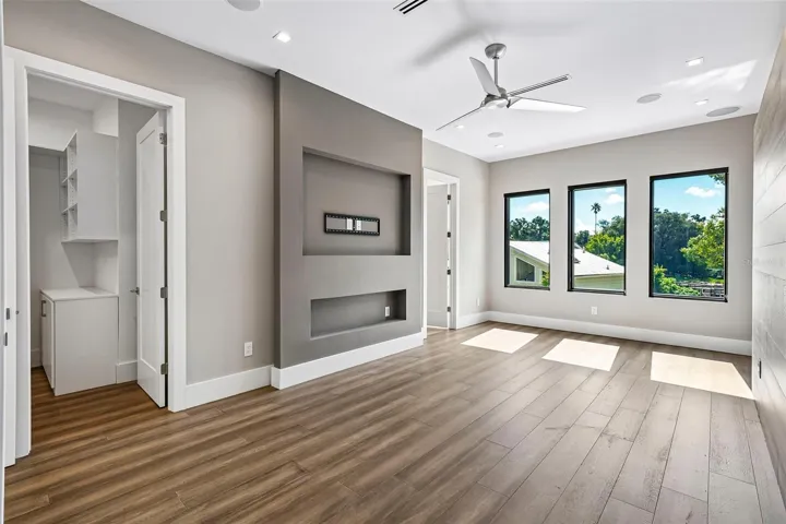 Primary Bedroom - Upstairs