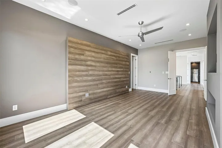 Primary Bedroom - Upstairs