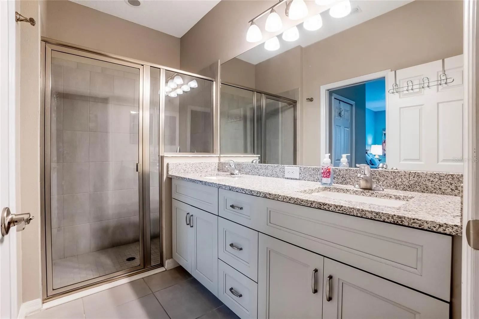 Master Bathroom, dual sinks, ceramic tile shower