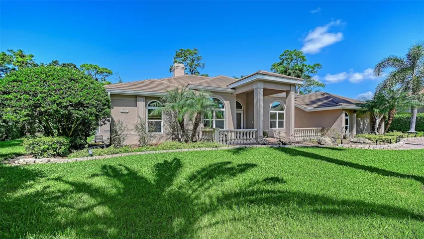 Beautifully landscaped large front yard.