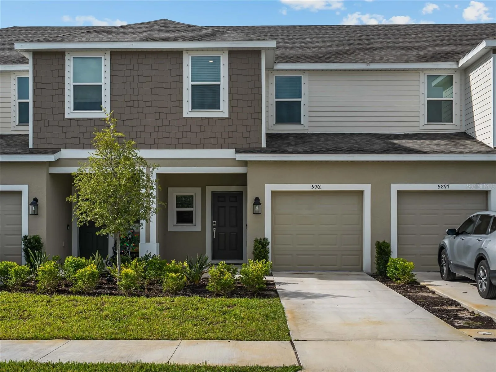 Welcome to Vinterra Townhomes!