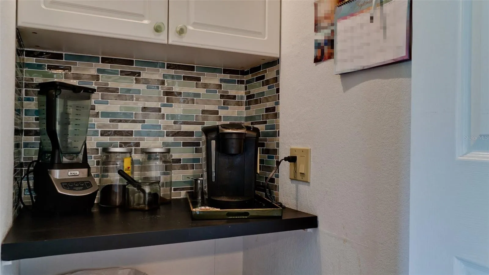 Coffee & beverage bar