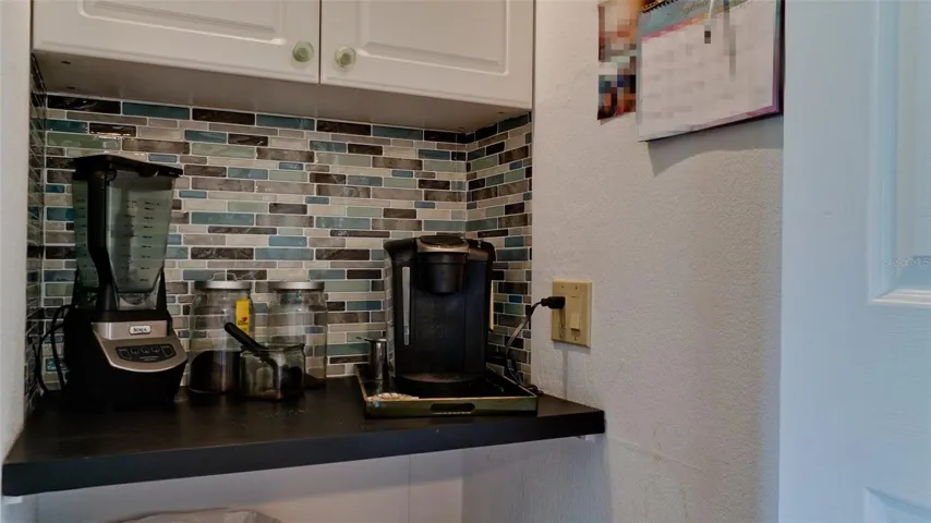 Coffee & beverage bar