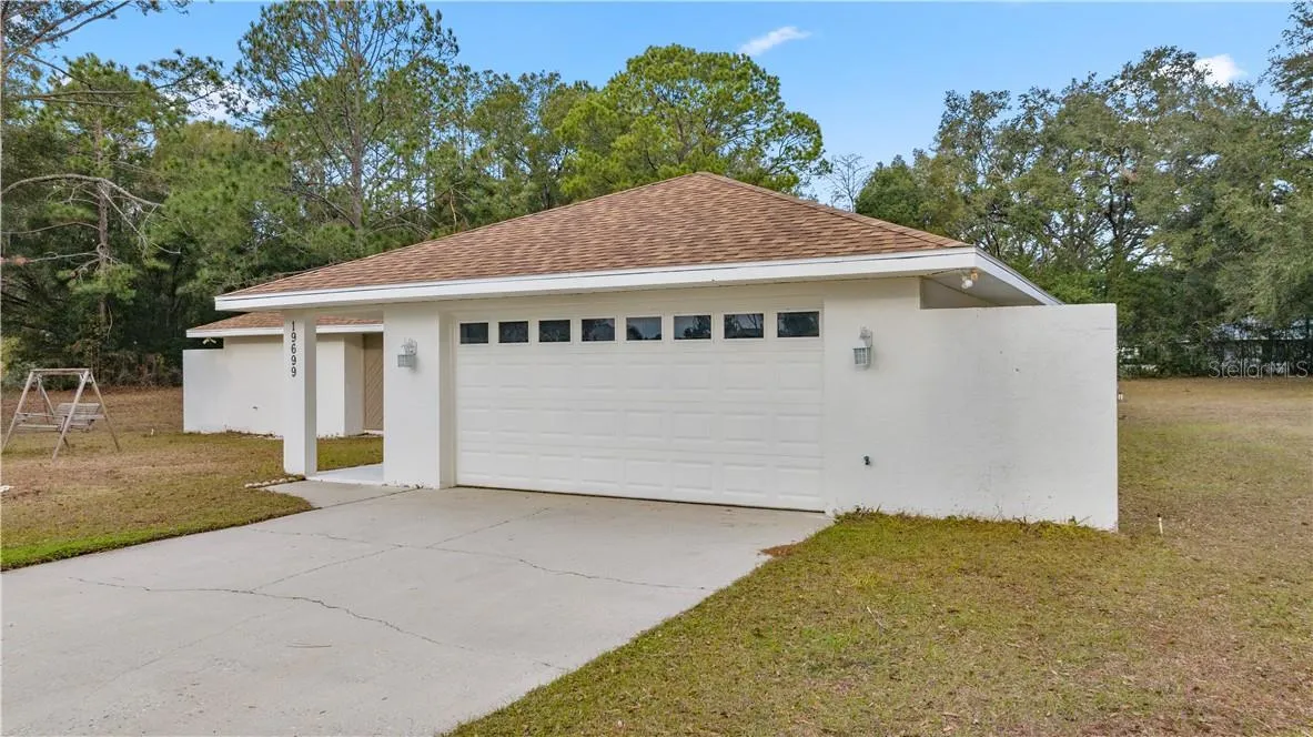 Long Driveway, 2-car garage