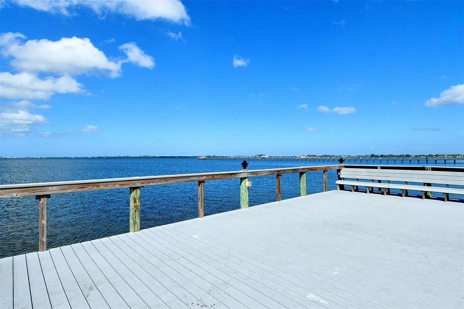 Dock