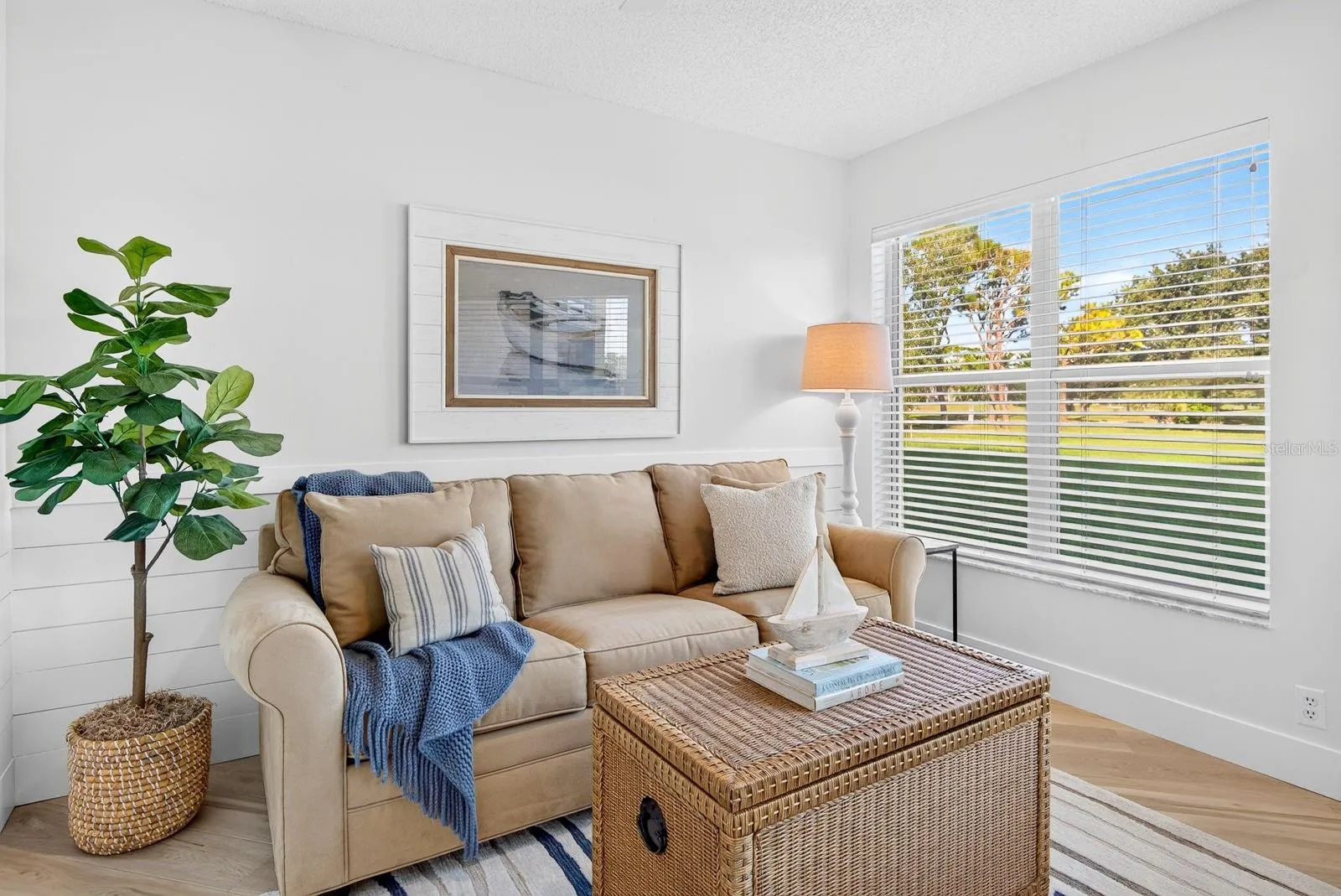 Closeup of bonus room