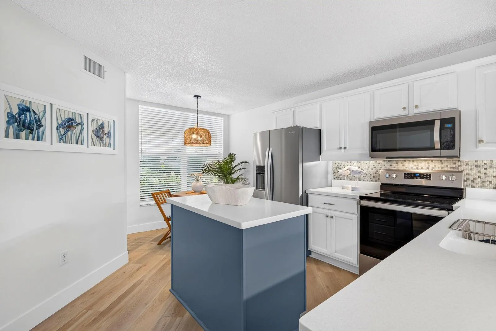 Gorgeous updated Kitchen