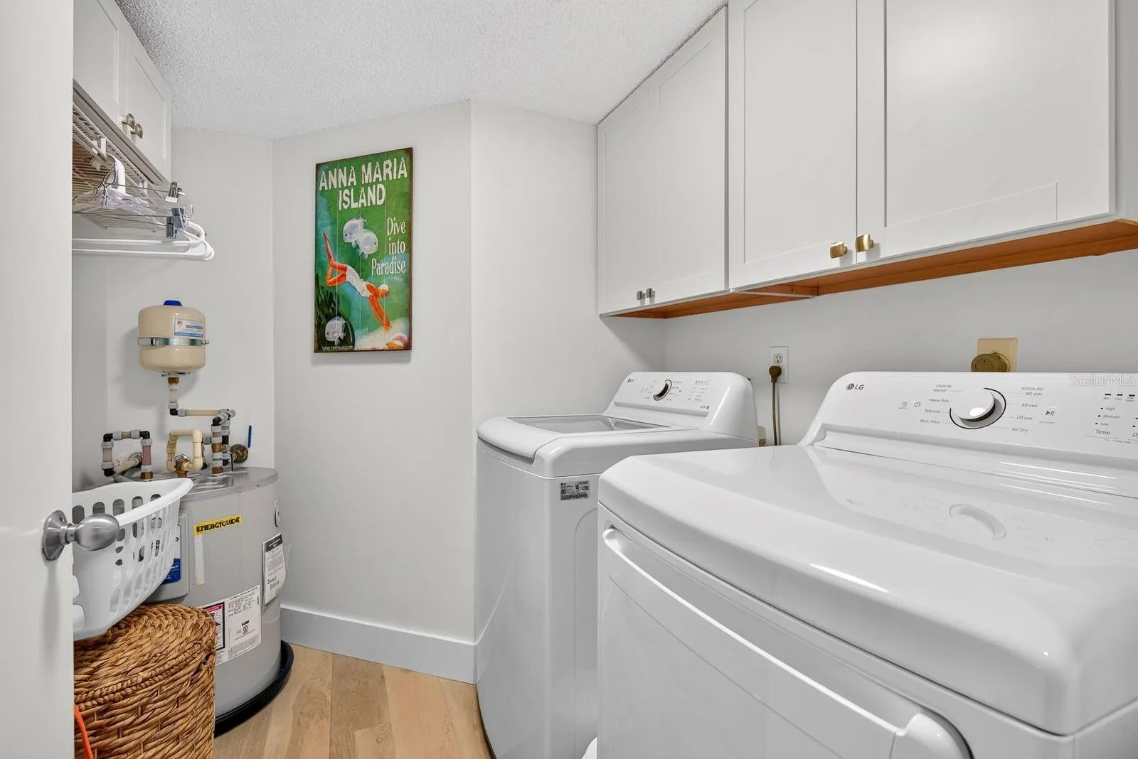 Laundry room large and lots of storage