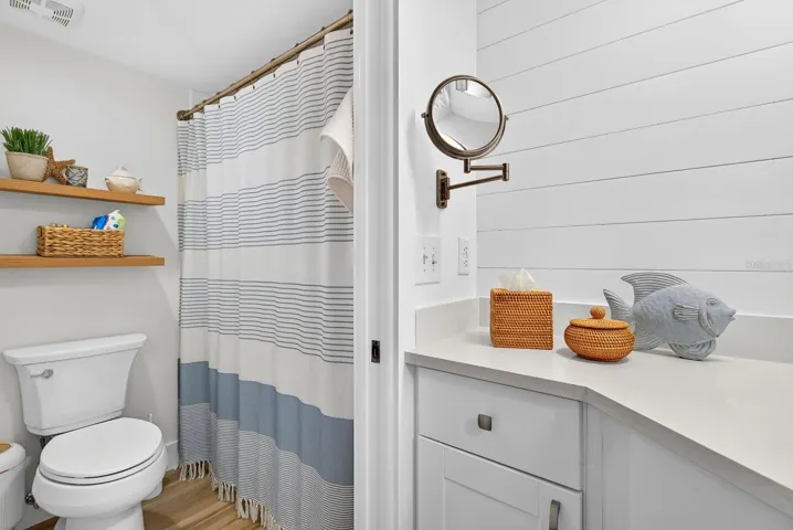 Remodeled Master Bath, large counter space