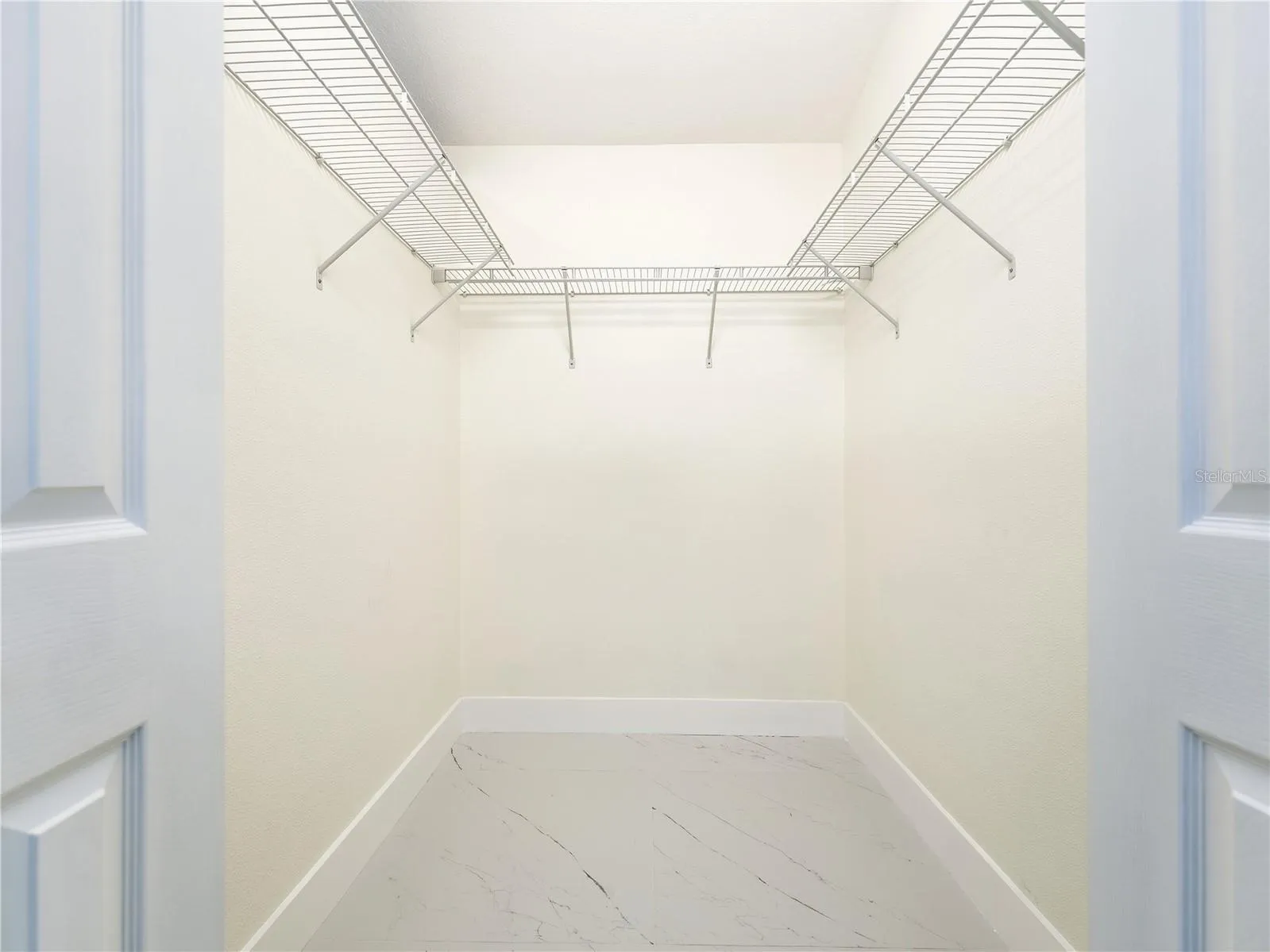 Walk in closet