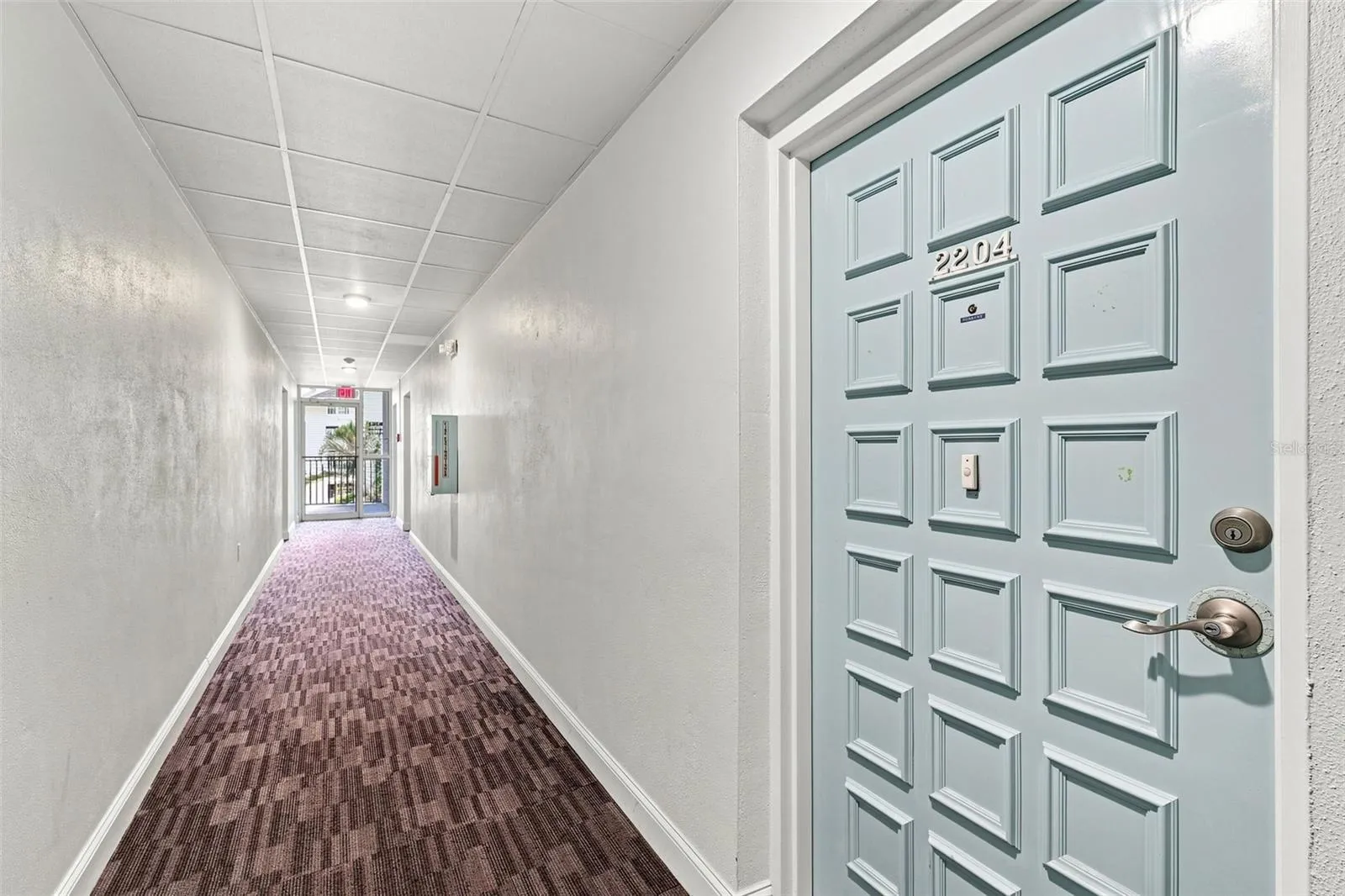 Now that you've toured the grounds, let's check out Unit 2204!