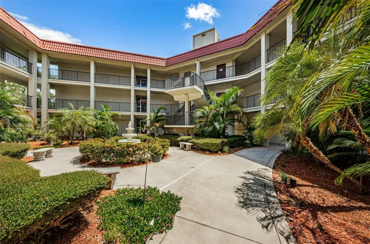 Building 1,2,3,4 central courtyard