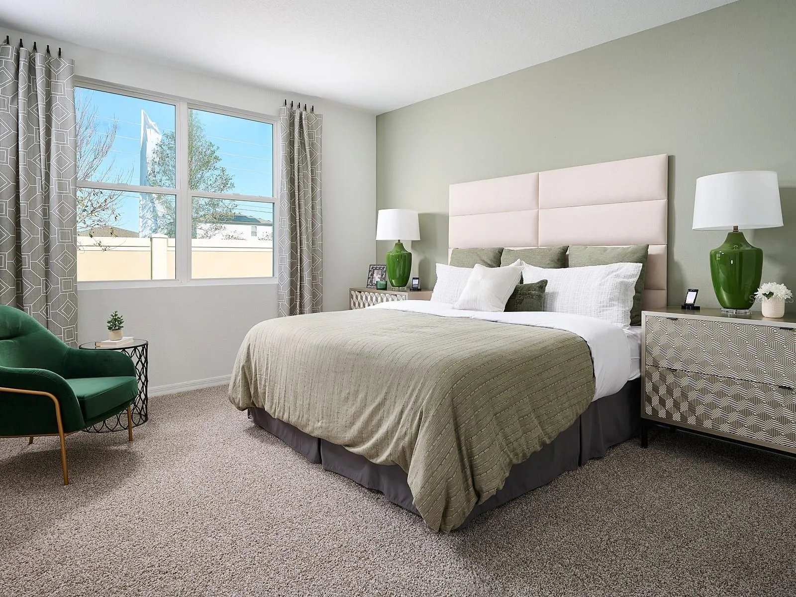 Photo is not of the actual home, but is an inspirational photo of builder’s model home and may depict options, furnishings, and/or decorator features that are not included.