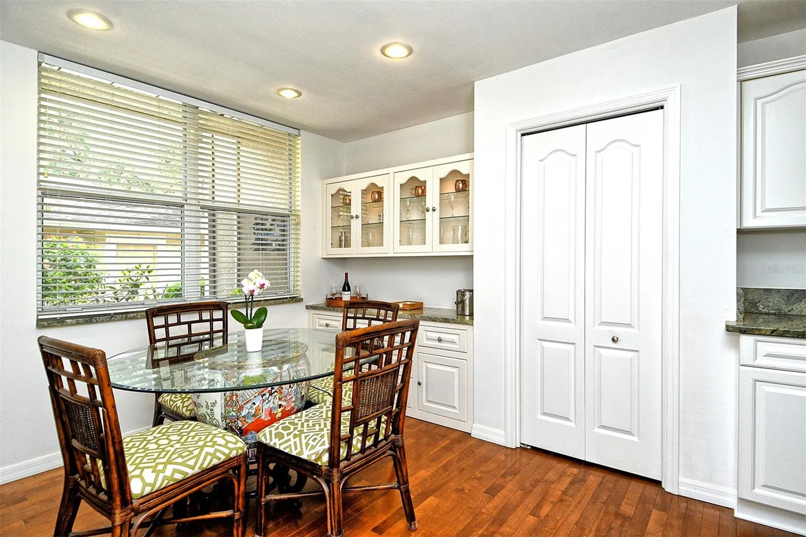 Breakfast Nook