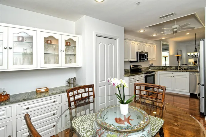 Breakfast Nook