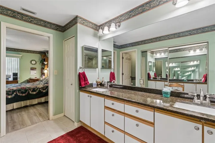 Ensuite bathroom