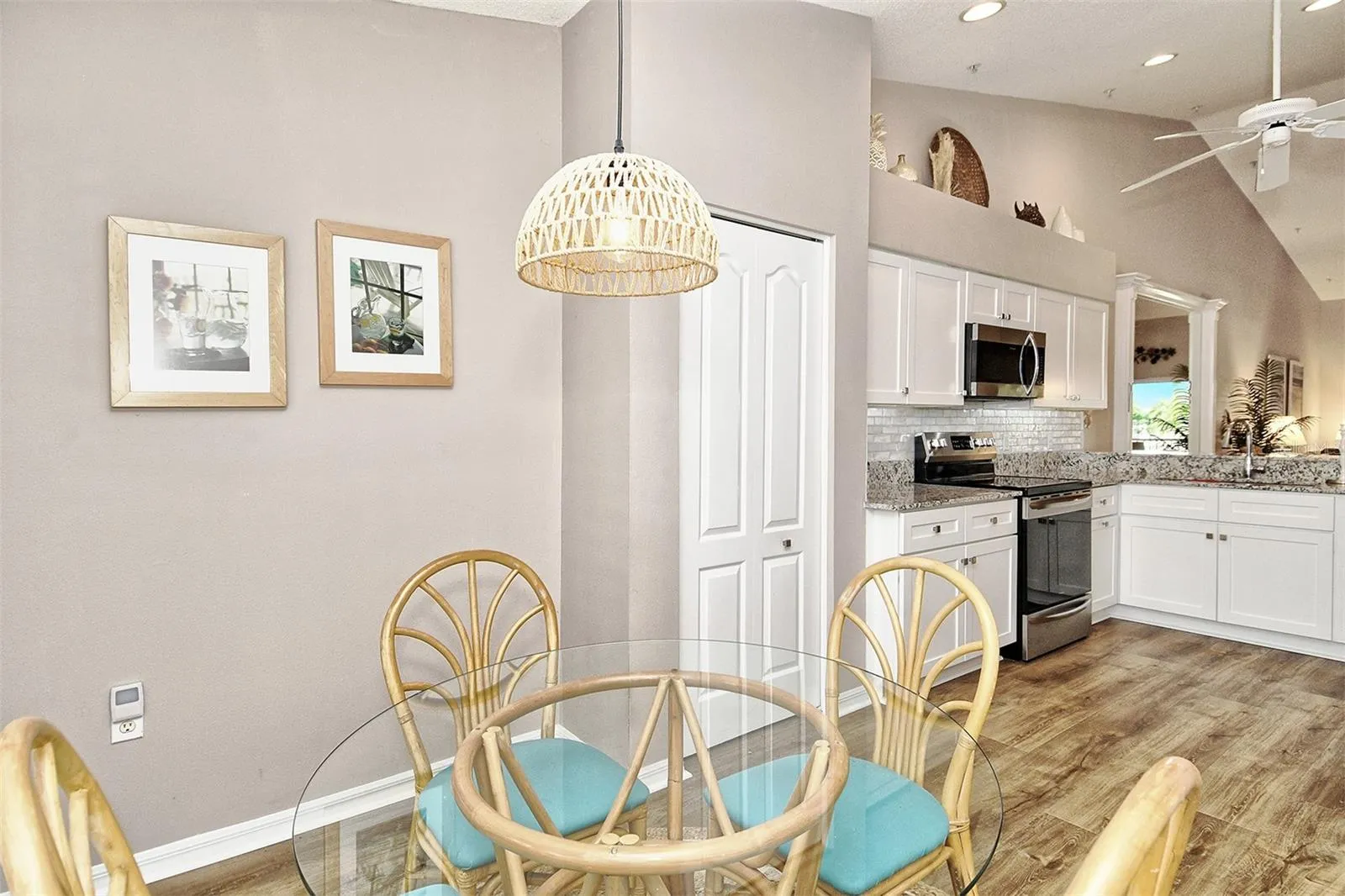 Breakfast Nook